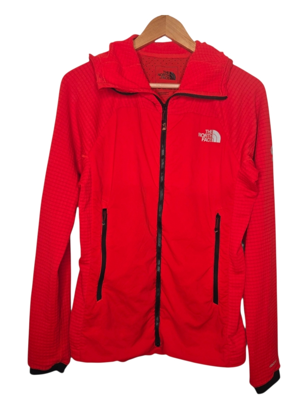 The North Face Mens Red Summit Series L3 Ventrix Full Zip Hooded Jacket Small